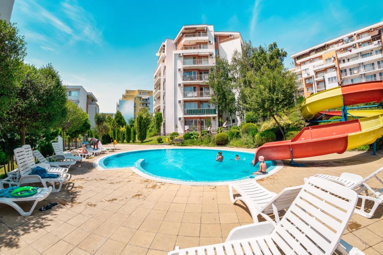 Crown Fort Club Sveti Vlas Exterior foto