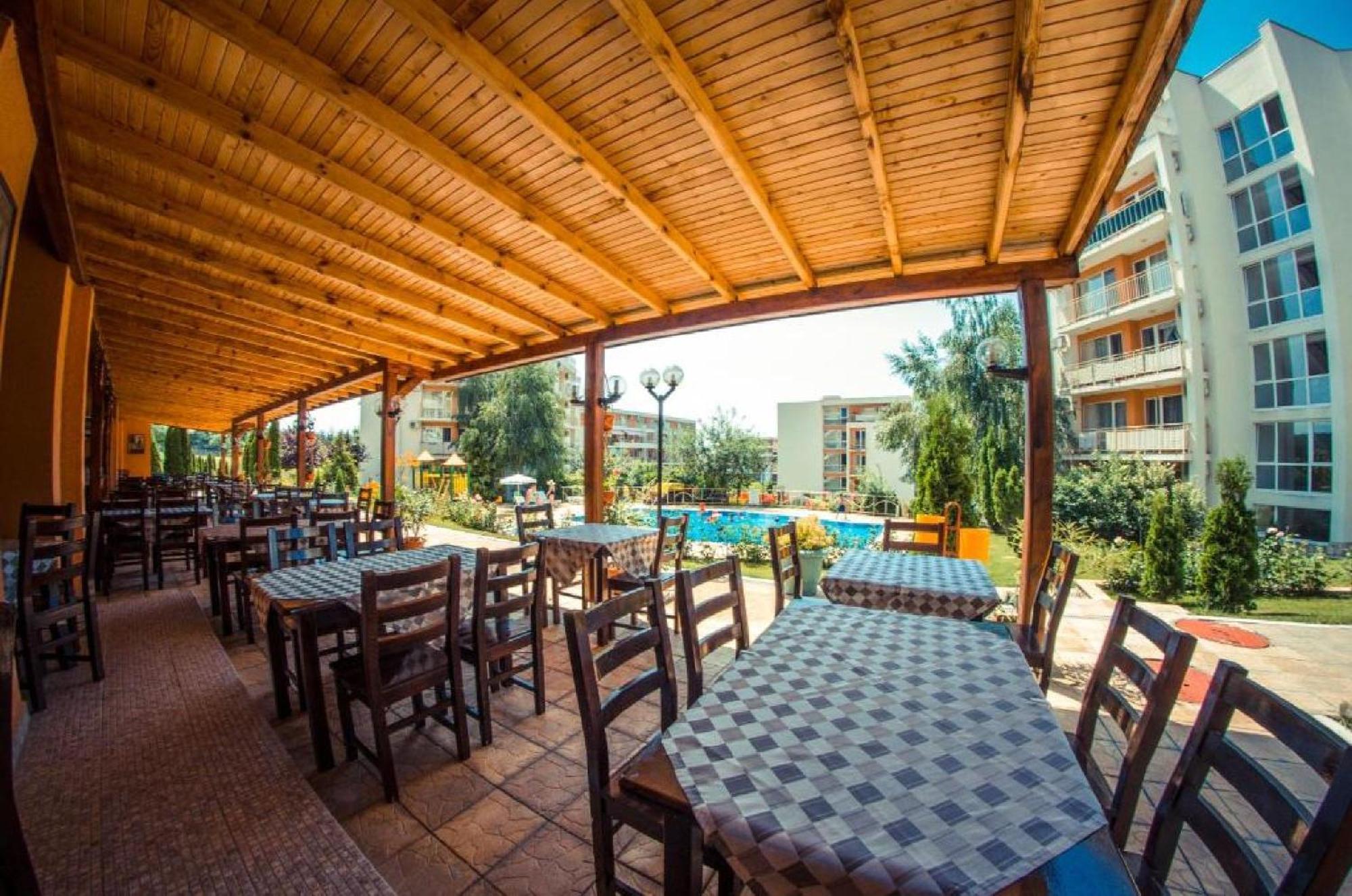 Crown Fort Club Sveti Vlas Exterior foto