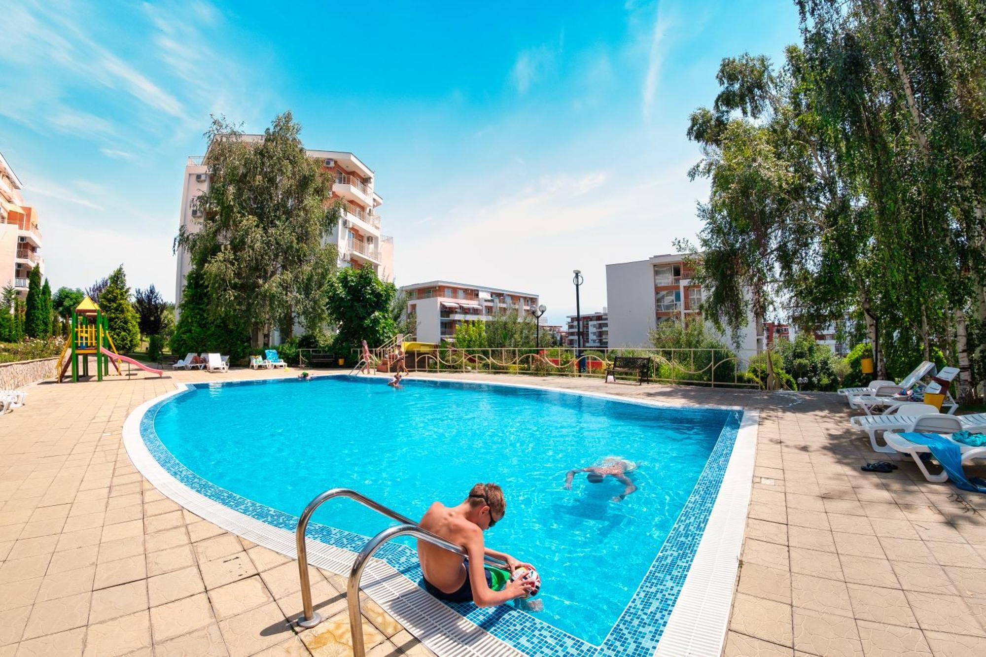 Crown Fort Club Sveti Vlas Exterior foto